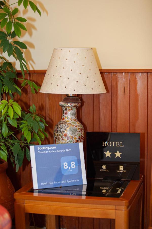 Hotel Loula Rooms And Apartments كامينا فورلا المظهر الخارجي الصورة